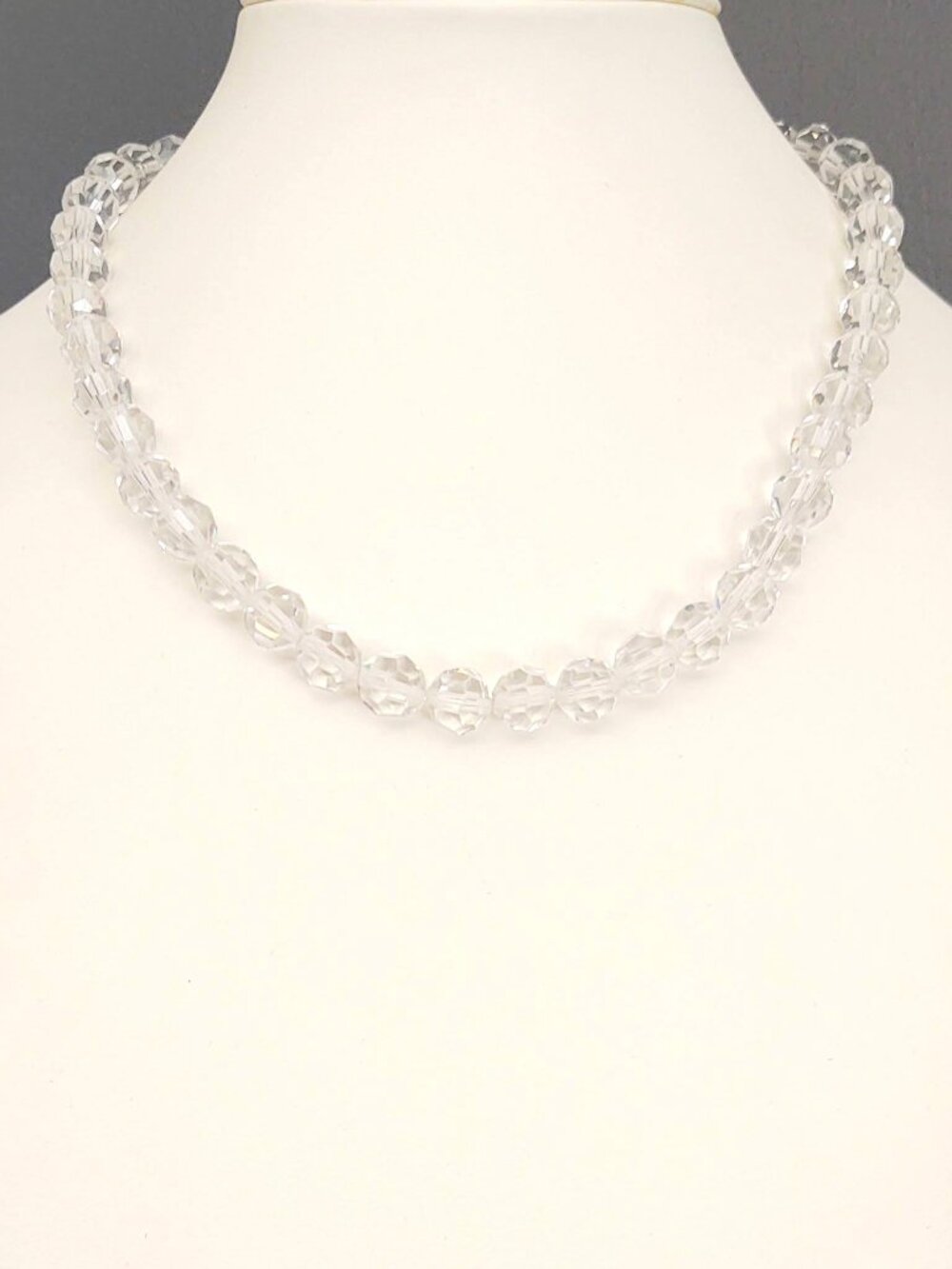 Vintage faceted clear glass beaded necklace